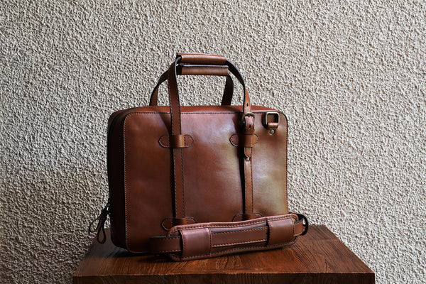 C.O. 13/Vintage Brown - 3 Weeks Preorder