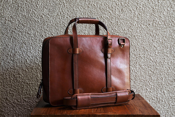 C.O. 15/Vintage Brown - 3 Weeks Preorder