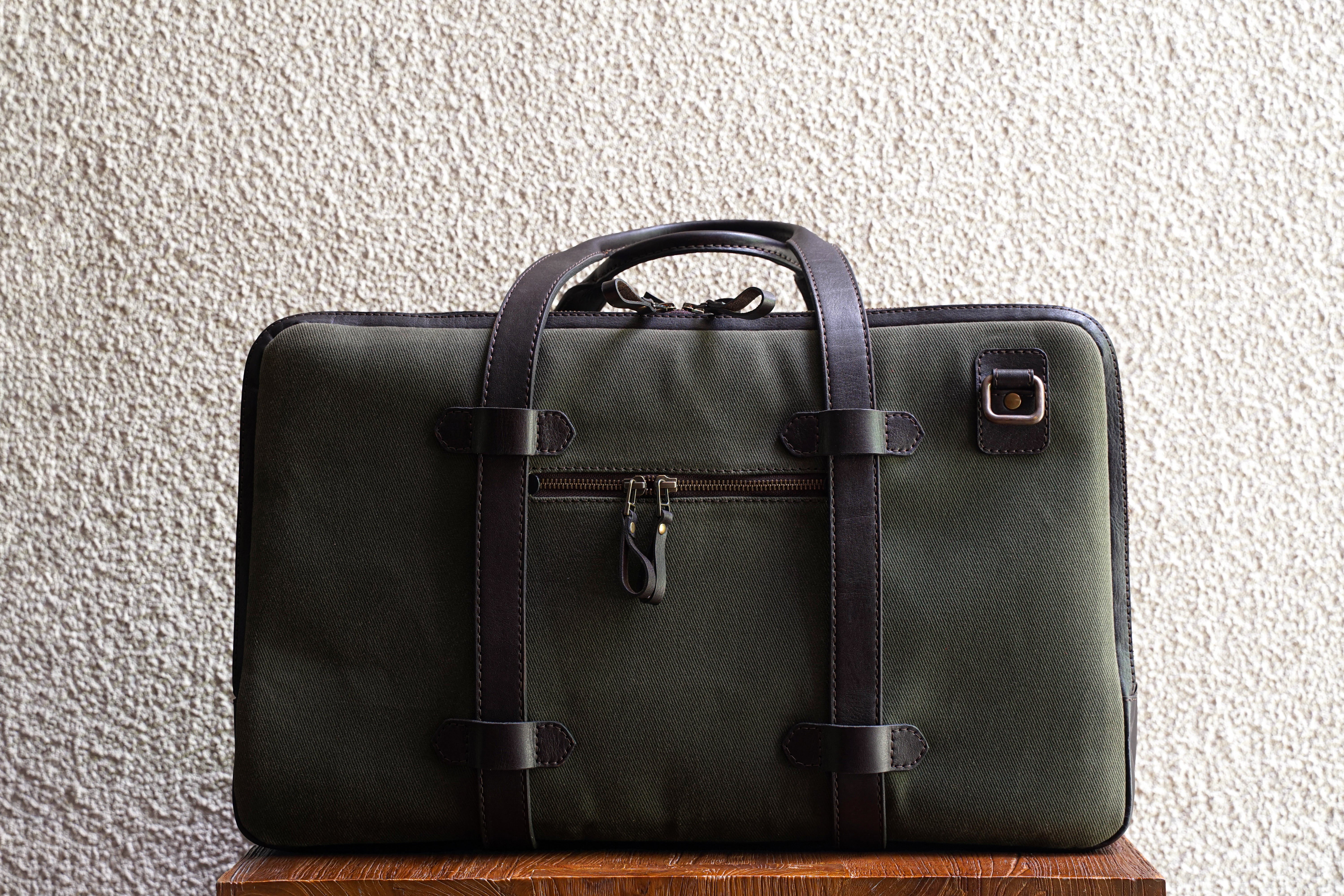 C.O. Travel/Olive - Waxed Twill - 3 Weeks Preorder