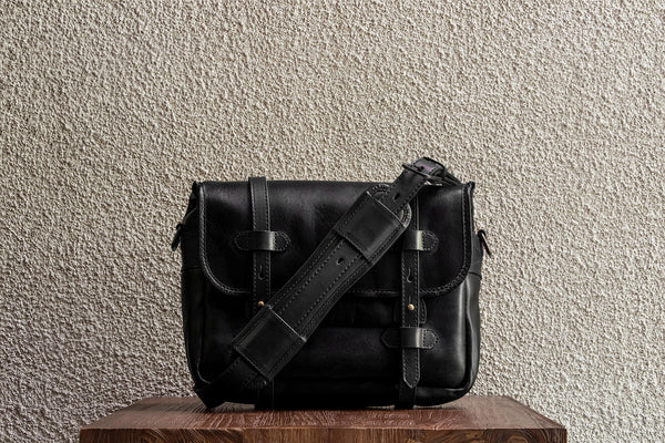 R.F. 13/Black