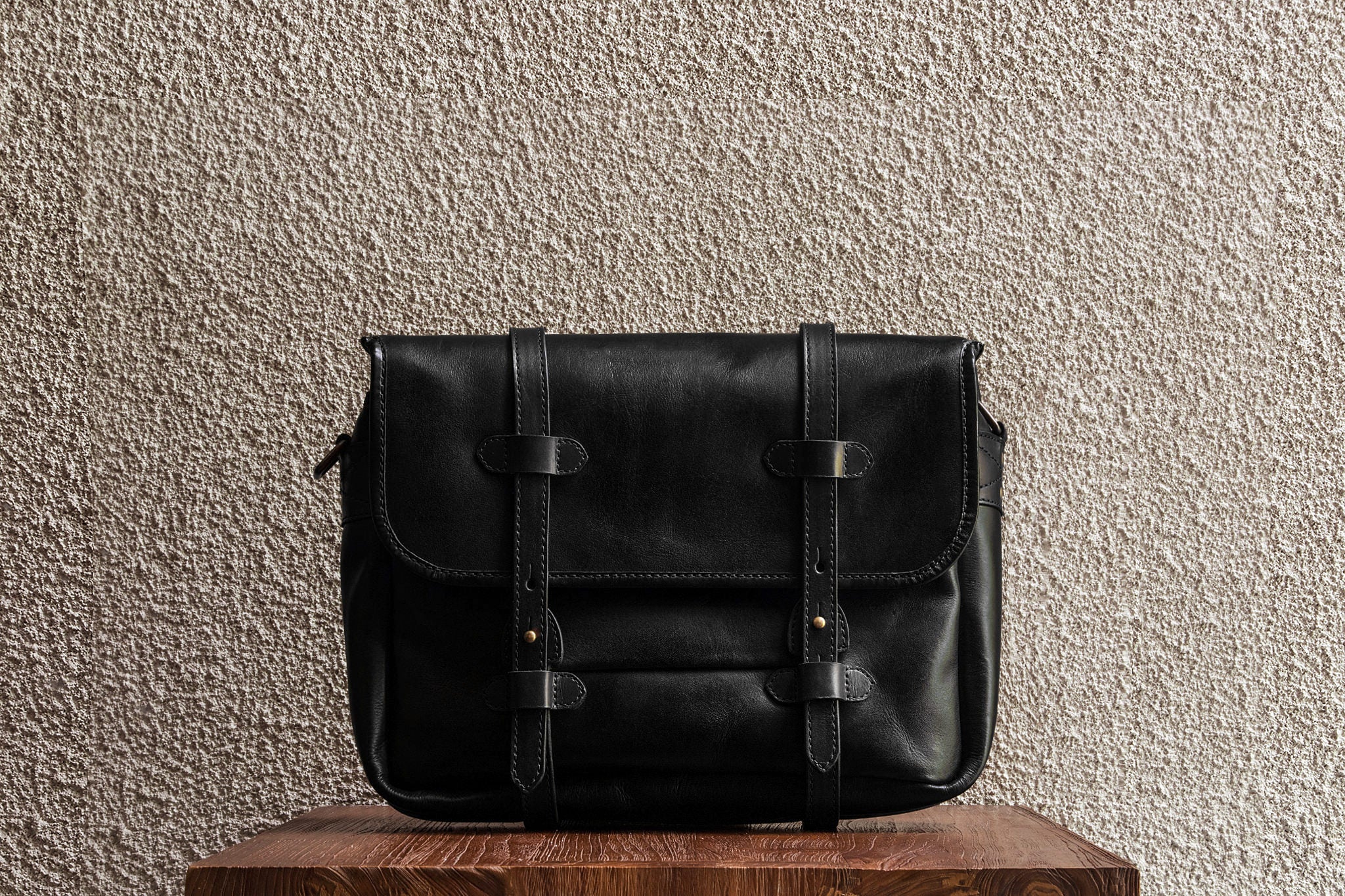 R.F. 15/Black - 3 Weeks Preorder