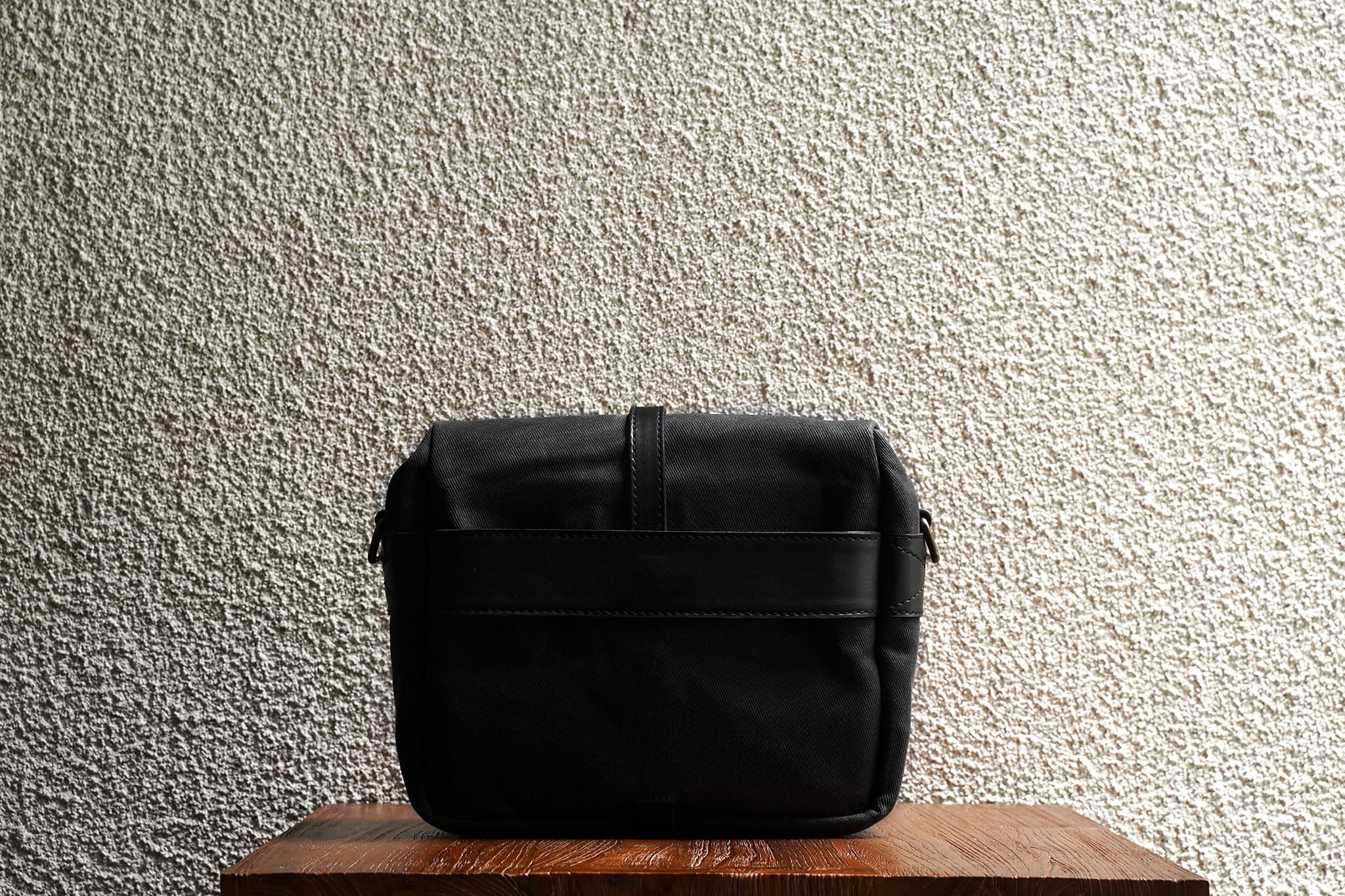 Rana 10/Black - Waxed Twill - 3 Weeks Preorder