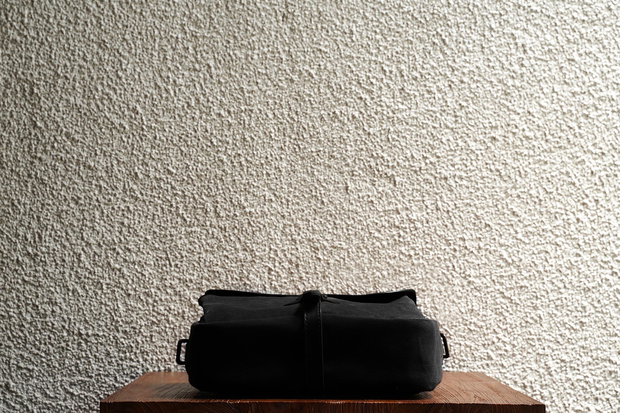 Rana 10/Black - Waxed Twill - 3 Weeks Preorder