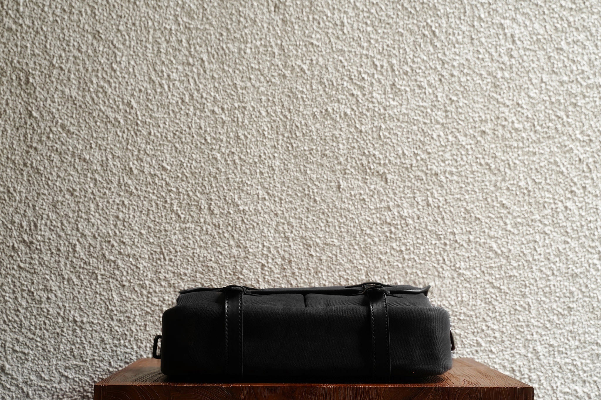 Rana 11/Black - Waxed Twill - 3 Weeks Preorder