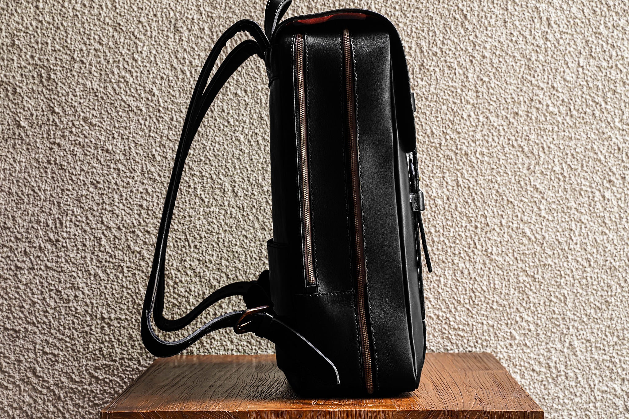 Urbanpack L/Black - 3 Weeks Preorder