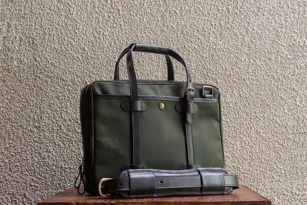 C.O. 13/Olive - Waxed Twill - 3 Weeks Preorder