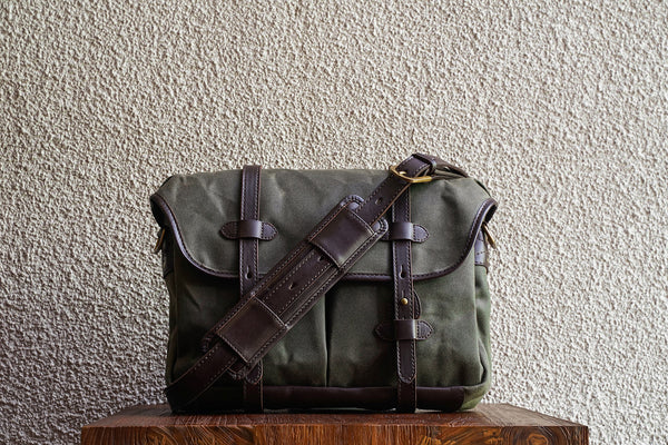 F.C. 15/Olive - Waxed Twill - 3 Weeks Preorder