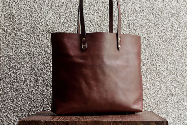 Medium Tote/Terra - 3 Weeks Preorder