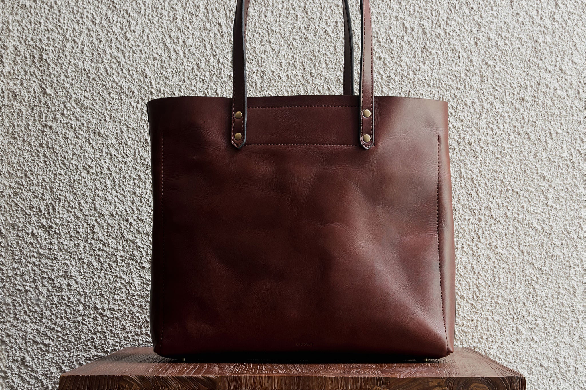 Medium Tote/Terra - 3 Weeks Preorder